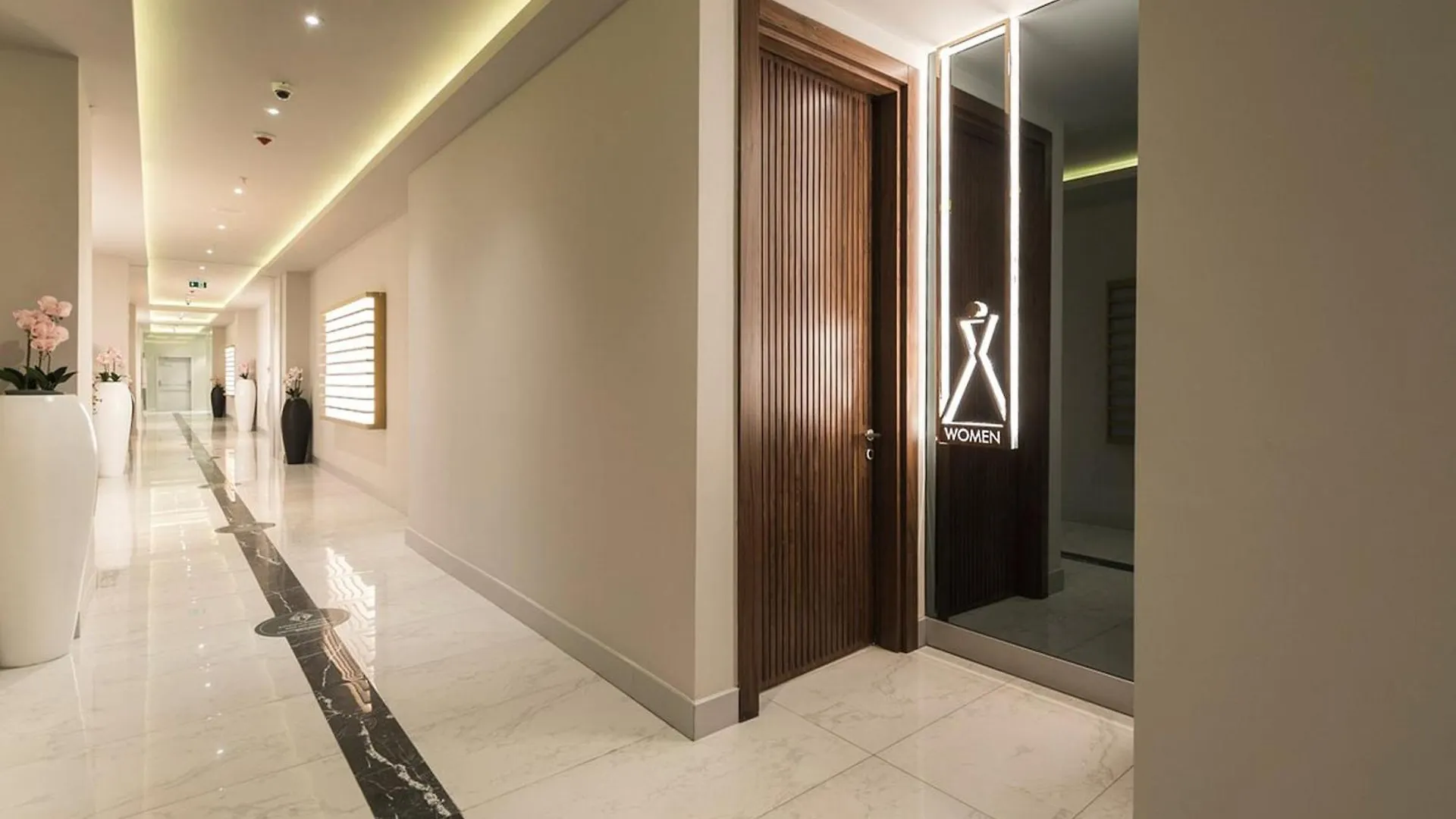 Aparthotel Апарт-Отель В Панорама Бич Batumi