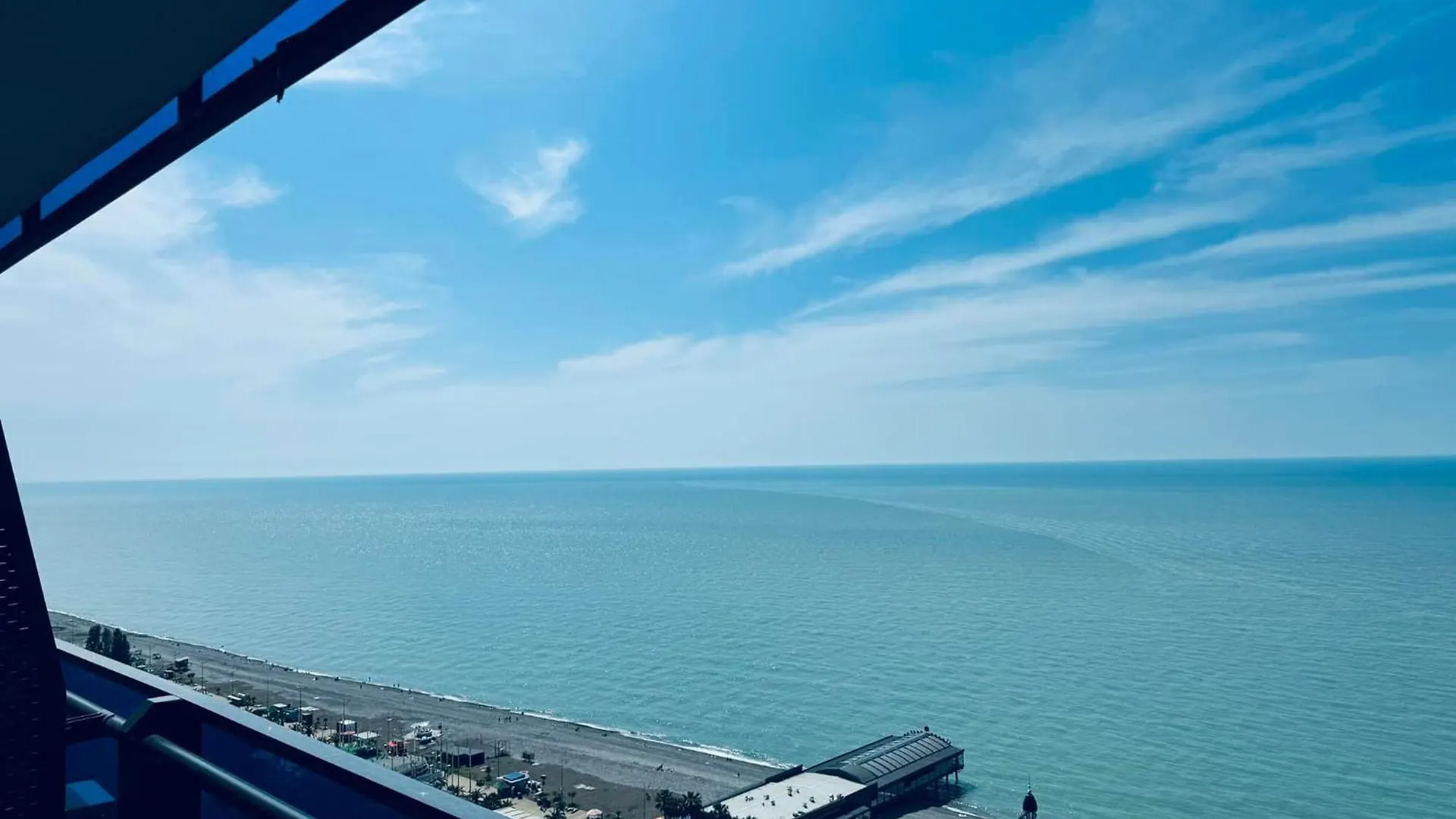 Апарт-Отель В Панорама Бич Batumi Aparthotel